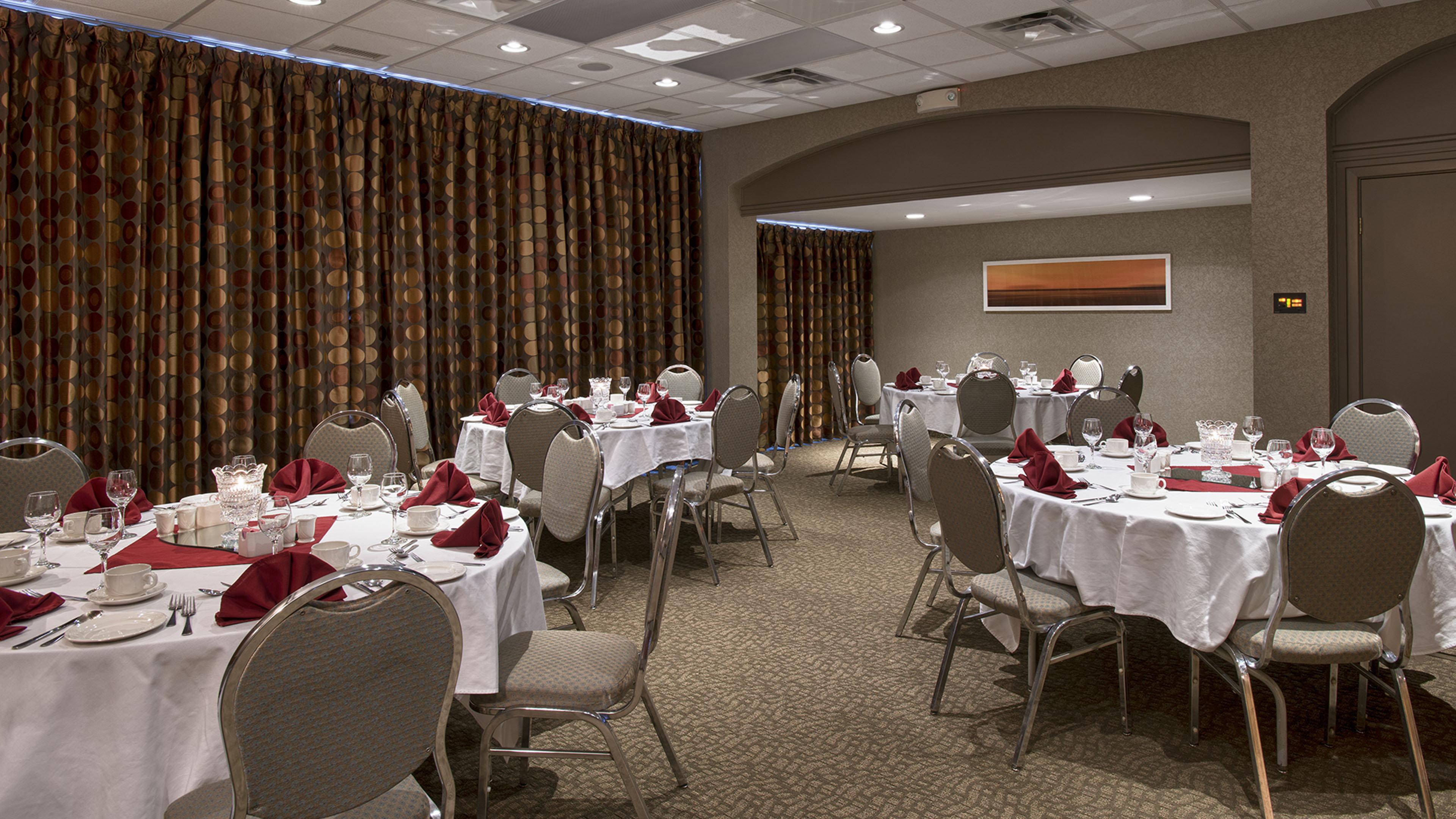 - Airport West By Ihg 3* Winnipeg