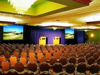 Hotel - Airport West By Ihg Winnipeg